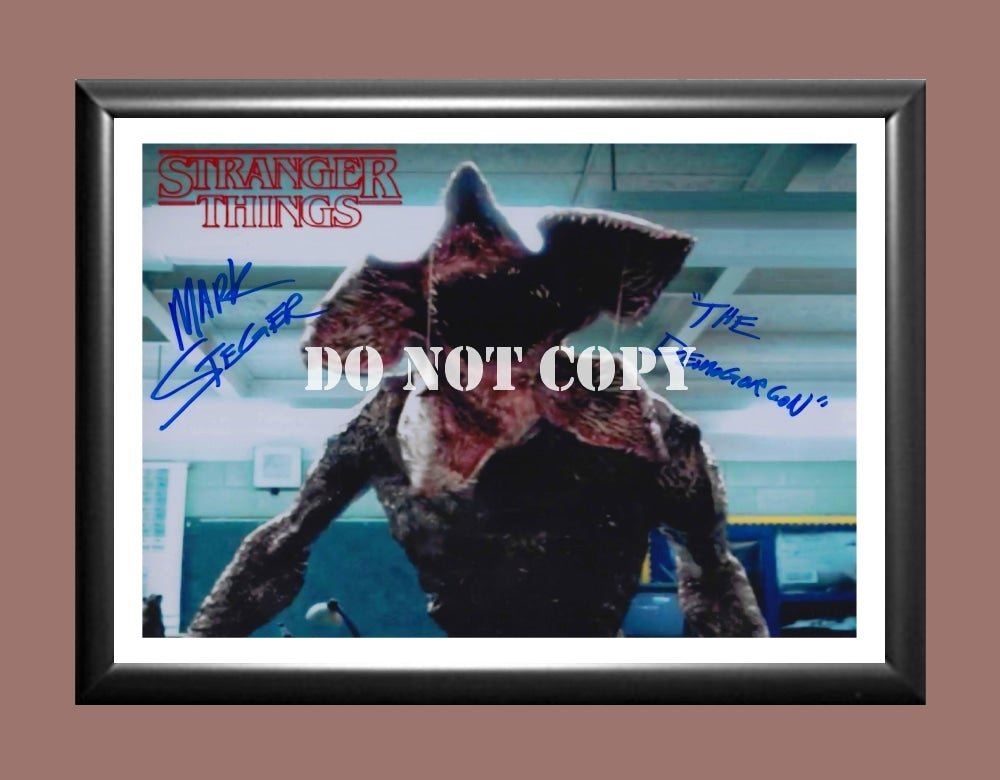 Stranger Things Cast Signed Autographed Photo Poster A4 8.3x11.7"" TV1414A4