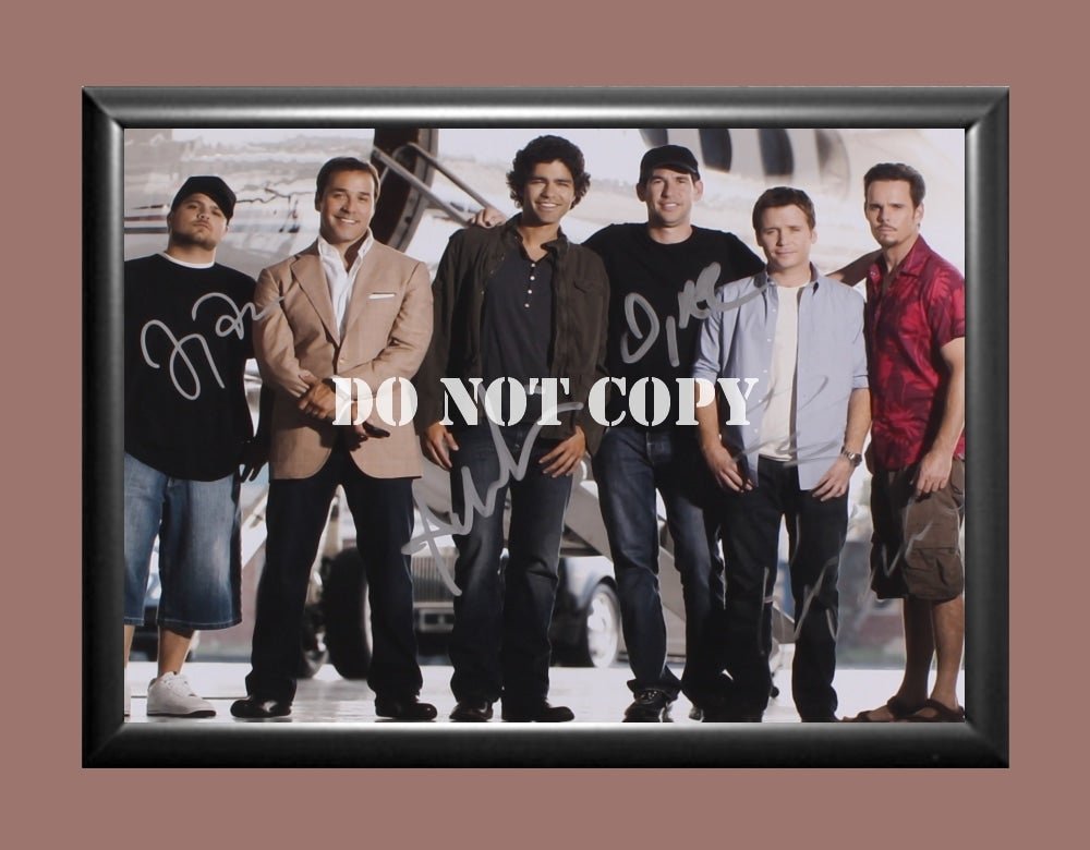 Entourage Cast Signed Autographed Photo Poster A4 8.3x11.7"" TV1262A4