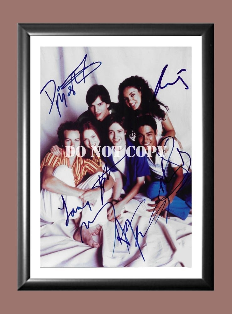 That '70s Show Cast Signed Autographed Photo Poster A2 16.5x23.4"" TV1425A2
