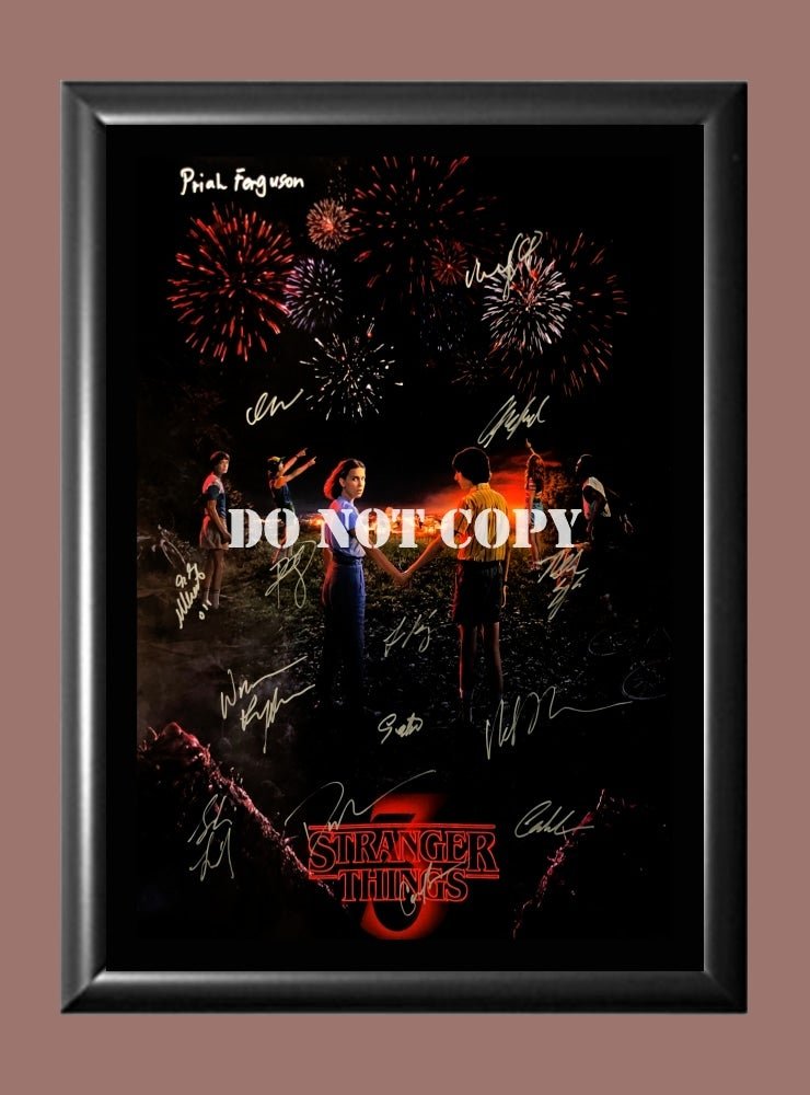 Stranger Things Cast Signed Autographed Photo Poster A2 16.5x23.4"" TV1416A2