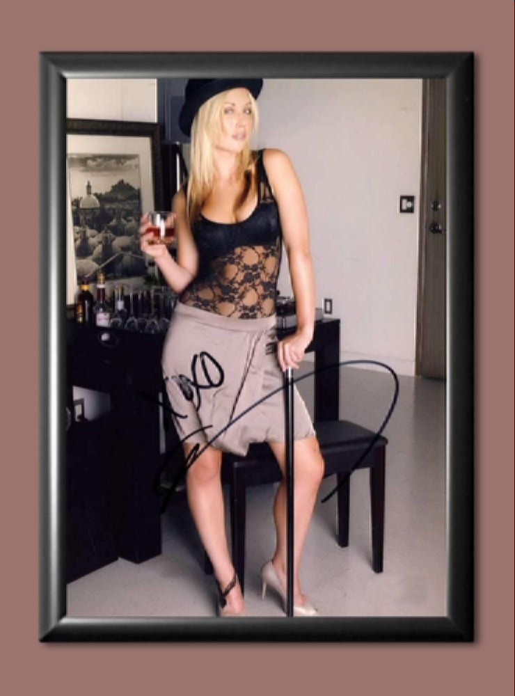 Kayden Kross Adult Model Signed Autographed Poster Photo A4 8.3x11.7"" MO2821A4