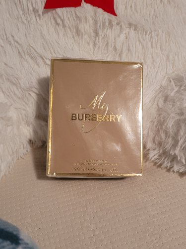 My hot Burberry Eau De Parfum Natural Spray Vaporisateur