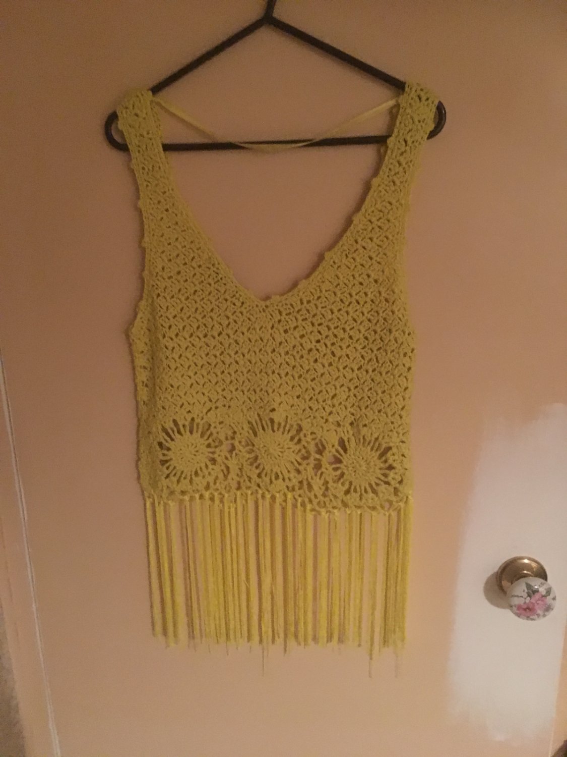 YELLOW COTTON CROCHET LOW V FRONT BACK CROP FRINGE TOP SIZE SMALL ATMOSPHERE