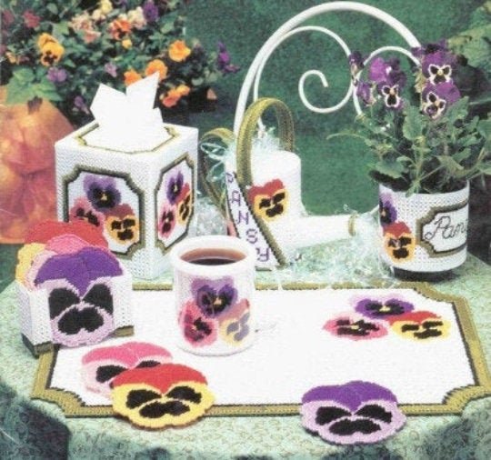 PDF Vintage Plastic Canvas Patterns