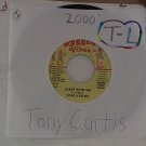 artiste: Tony Curtis side A: Sleep With Me / B: Version label: Reggae Vibes (Used) 7"