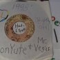 artiste: Don Yute & Mr. Vegas side A: La-La-La / B: Version label: Golden Child (Used) 7"