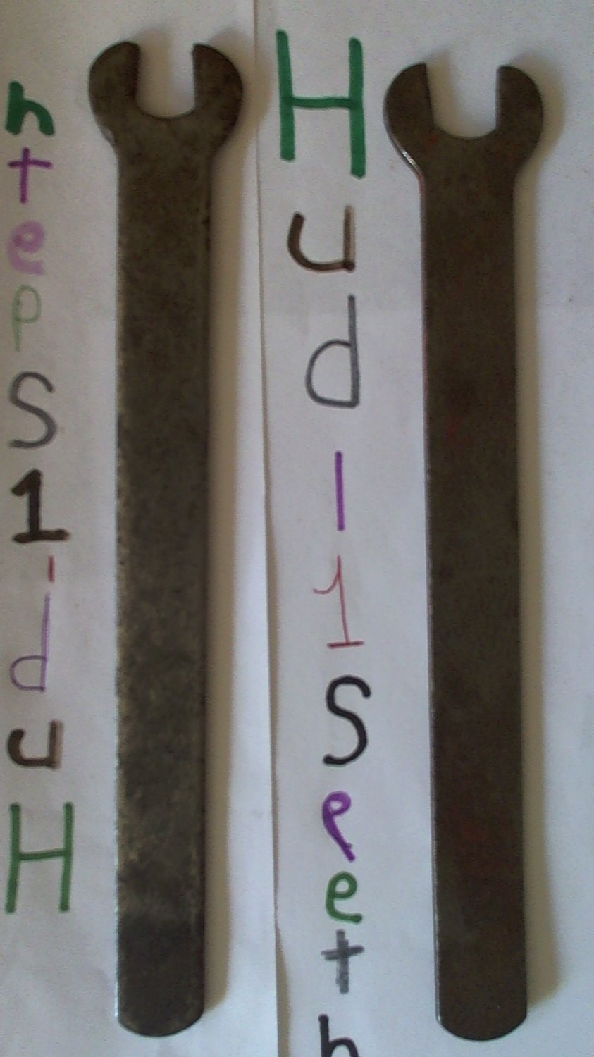 2 Used Similar (Thin / Flat) Wrenches