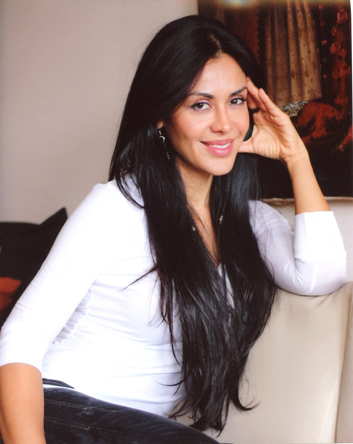 Carla Ortiz 8x10 glossy photo #W6041