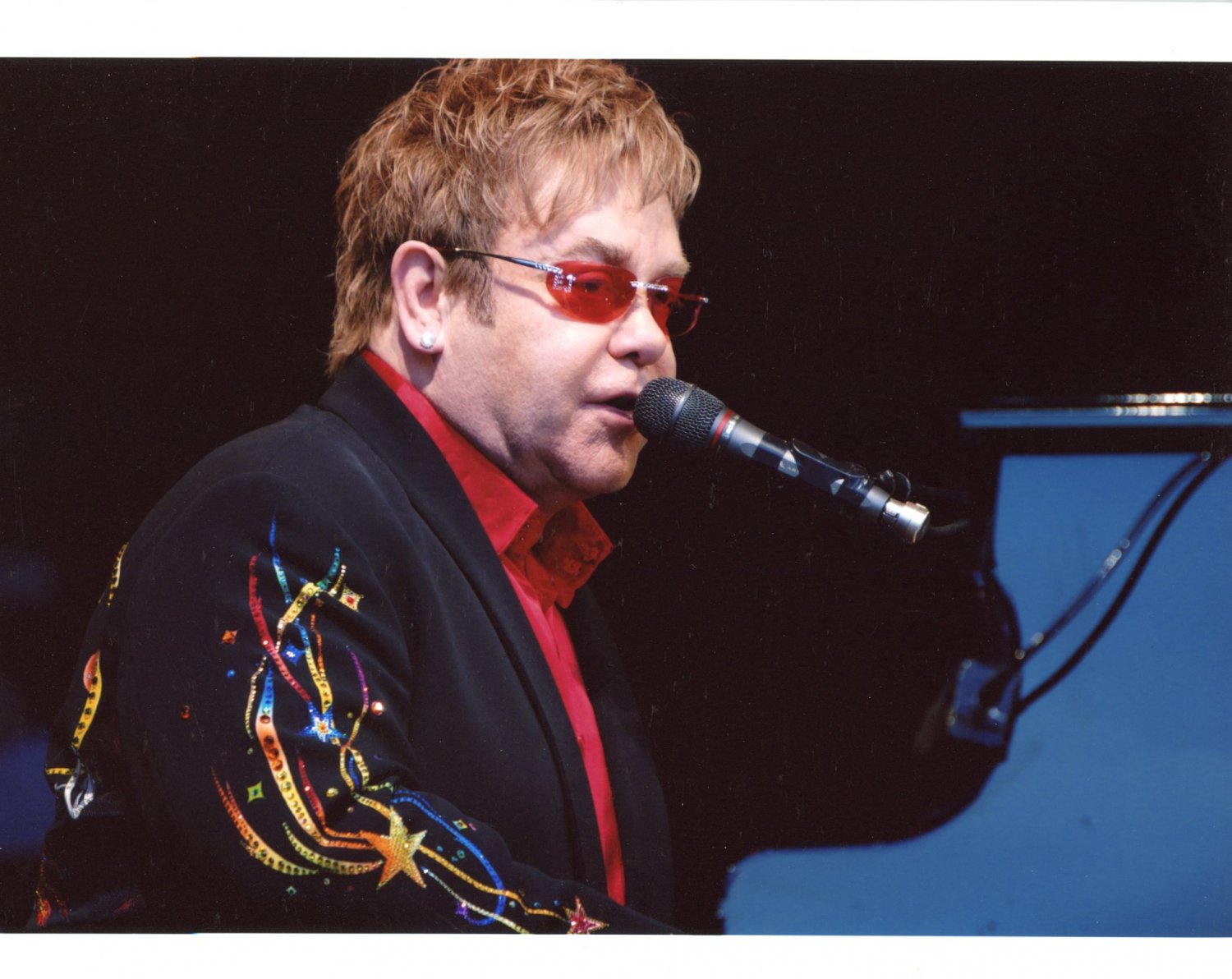 Elton John 8x10 glossy photo #W6069
