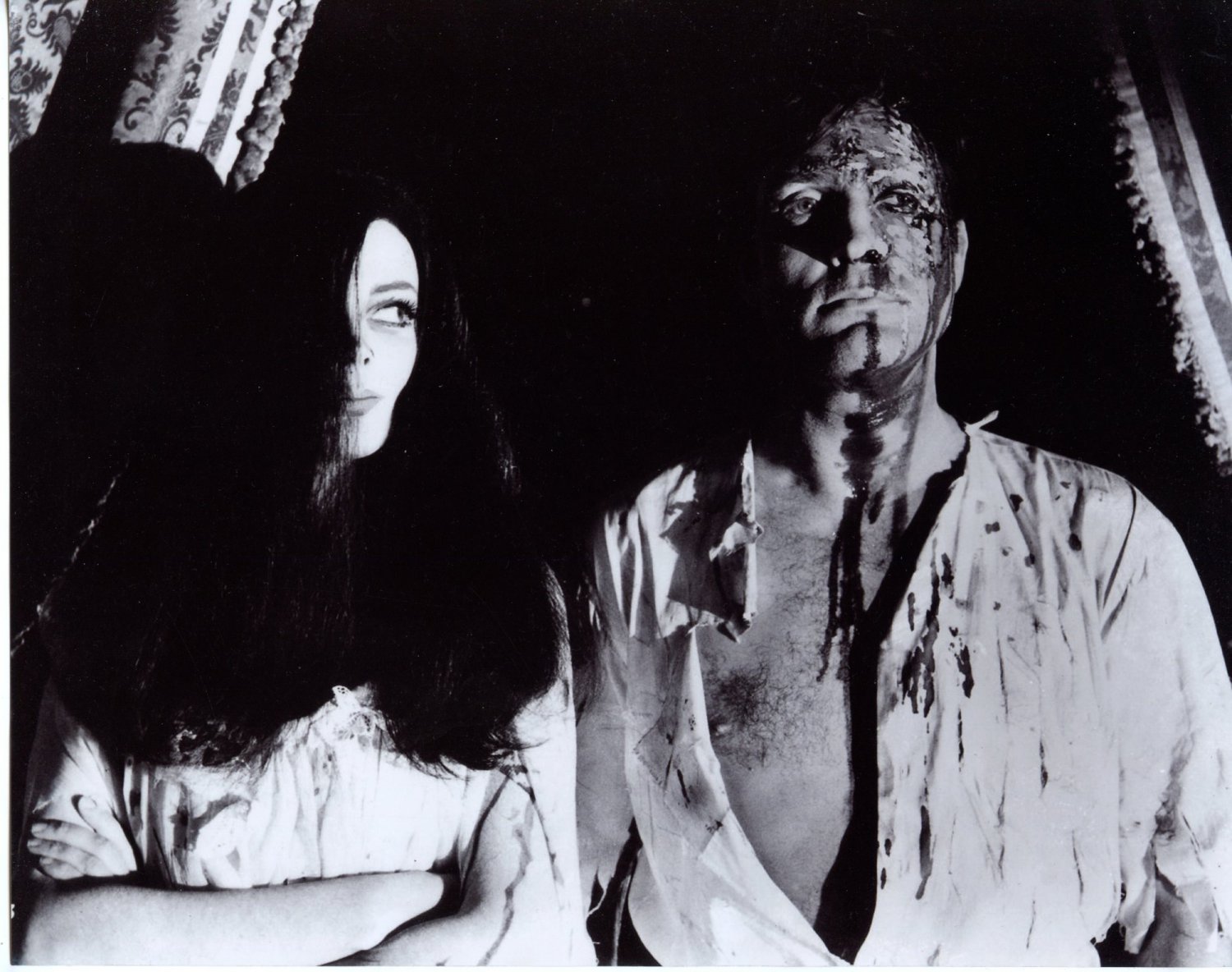 Martine Beswick 8x10 glossy photo #W8237