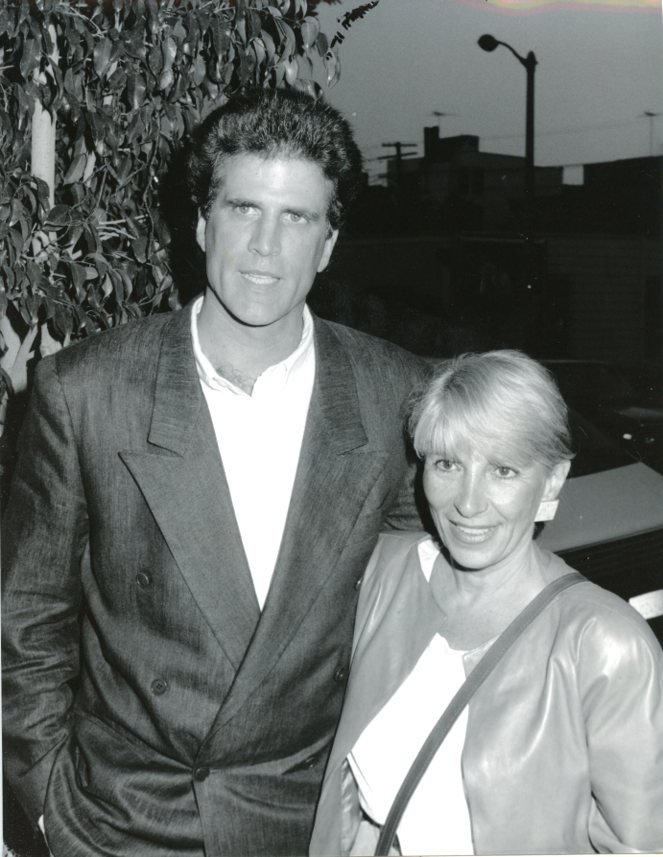 Ted Danson 7x9 Original glossy photo #Y3812