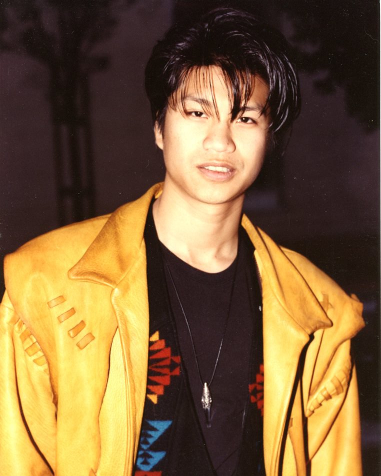 Dustin Nguyen 8x10 glossy photo #Y4626