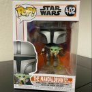 Star Wars: The Mandalorian - Mando Flying with Child #402 Funko pop! Vinyl Figure With Protector