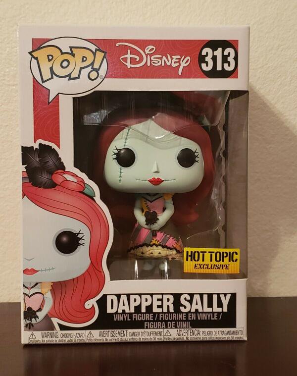 Disney Dapper Sally #313 Hot Topic Exclusive Funko pop! Vinyl Figure With Protector