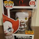 Movies Pennywise With Balloon Metallic #475 Hot Topic Funko pop! Vinyl Figure With Protector