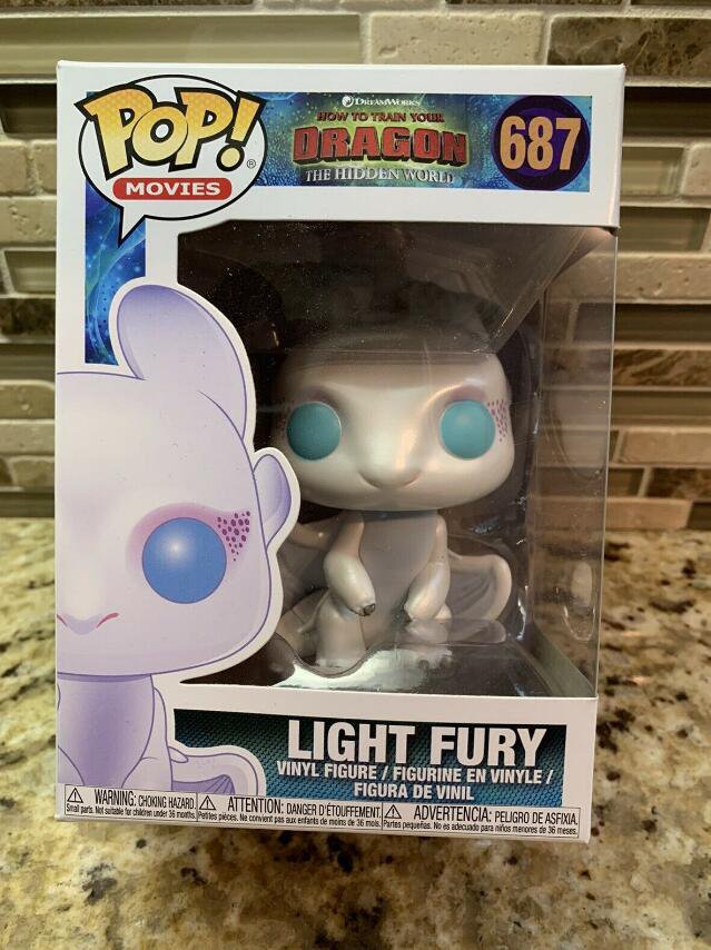 How To Train Dragon Light Fury #687 Funko pop! Vinyl Figure With Protector