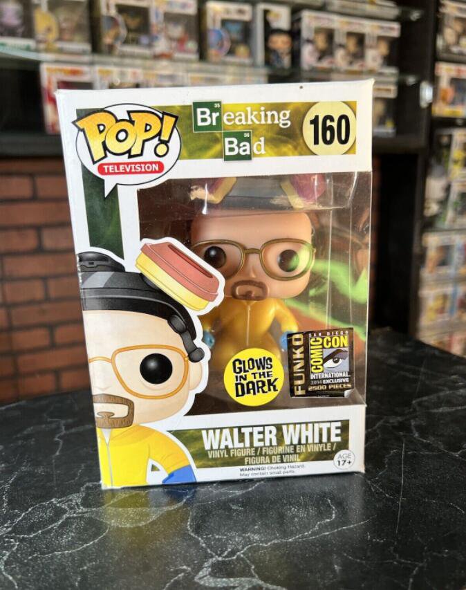 Breaking Bad Walter White #160 GITD Funko pop! Action Vinyl Figure With Protector
