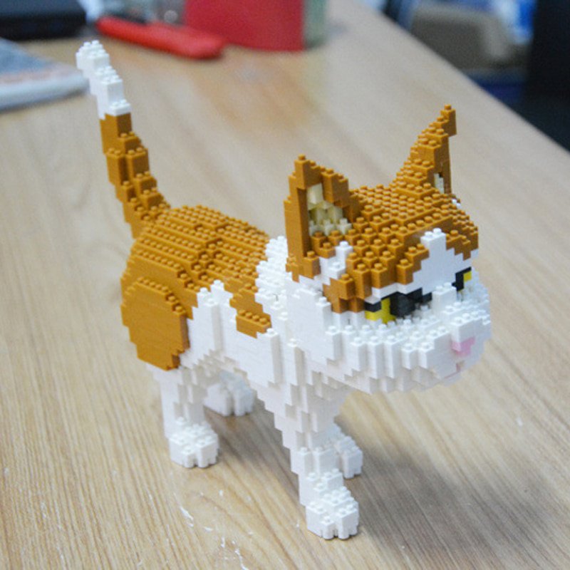 Persian Yellow Cat Stand 3D Building Blocks
