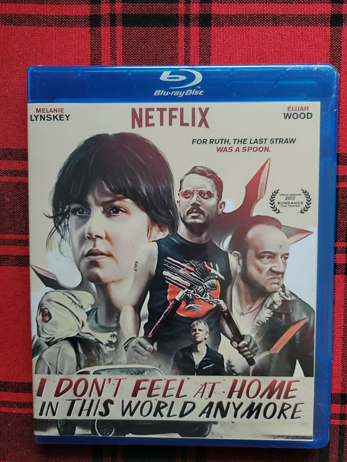 i-don-t-feel-at-home-in-this-world-anymore-blu-ray-2017-crime-drama