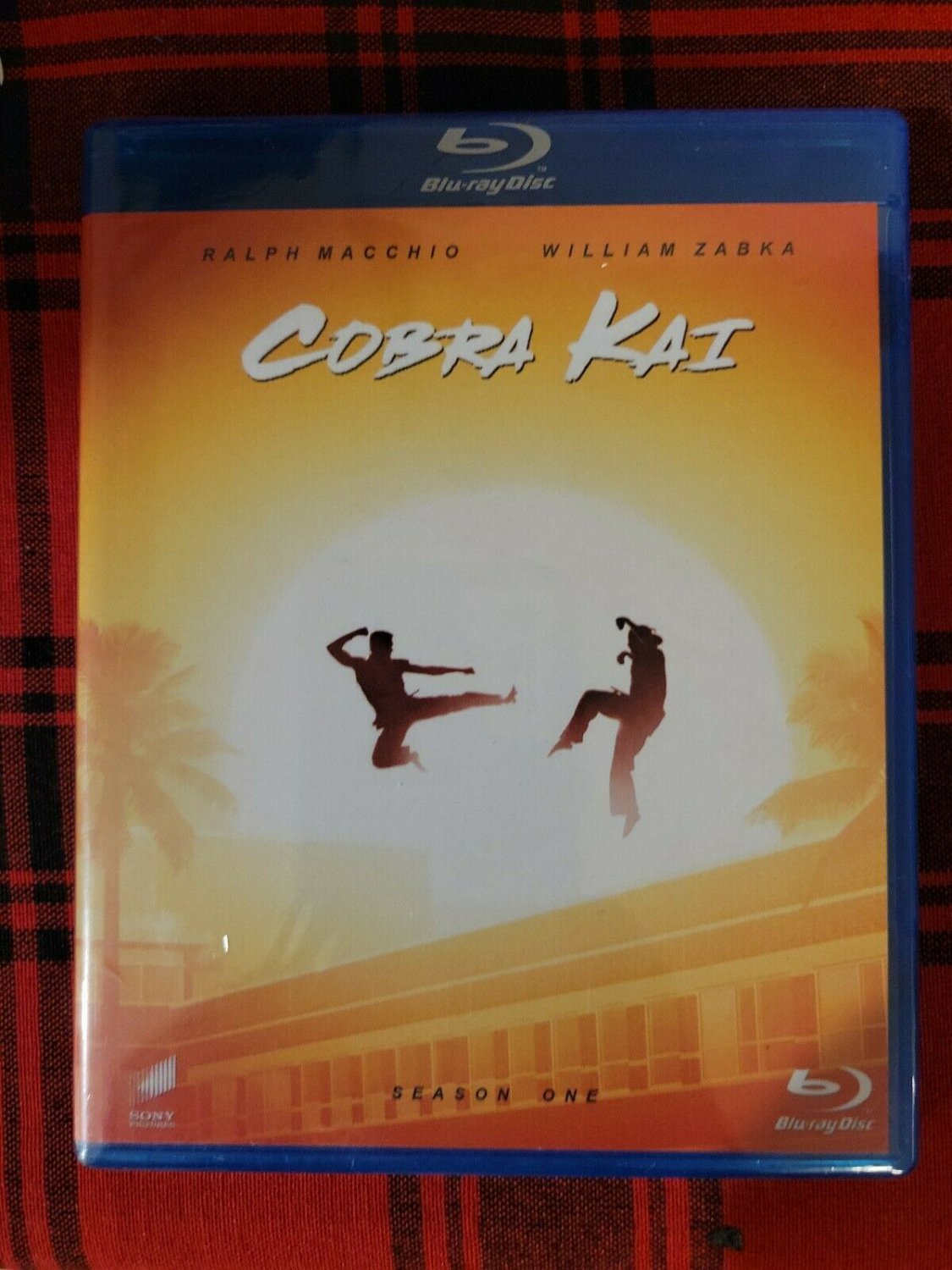 Cobra Kai Season 1 (Blu-ray) 2018 - Action, Drama, TV Series