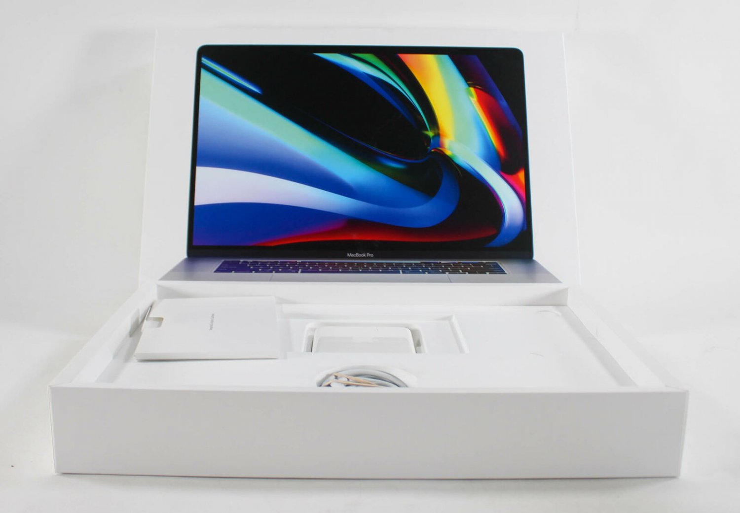 Apple Macbook pro 16" 2019 i9 1 TB SSD 16 GB RAM AppleCare+