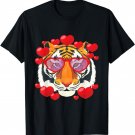 Tiger Love - Safari Wild Animal Lover Zookeeper Wildlife T-Shirt