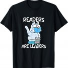 Cute Cat Book Reading Readers Are Leaders Librarian Reader T-Shirt