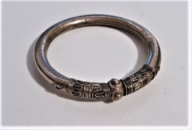 Vintage Sterling 925 Silver Bali Tribal Handmade Bangle Bracelet