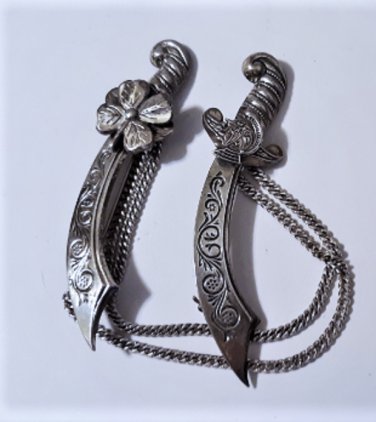 Vintage Sterling 925 Double Chains Scimitar Swords Sweater Pin Brooch