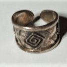 Vintage Sterling Silver Tribal Geo Pattern Adjustable PERU Band Ring 8-10