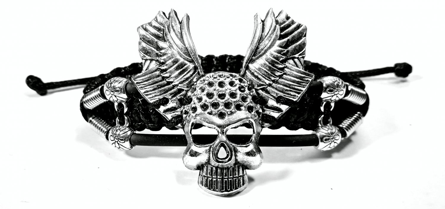 Handmade bracelet. Skull 3