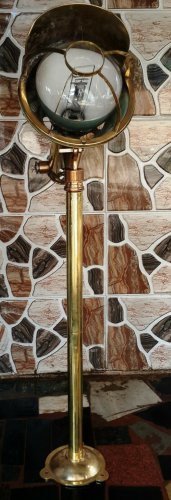 HERITAGE ANTIQUES NAUTICAL OLD SHIP BRASS POST MOUNTED SEARCH LIGHT ONE PCS