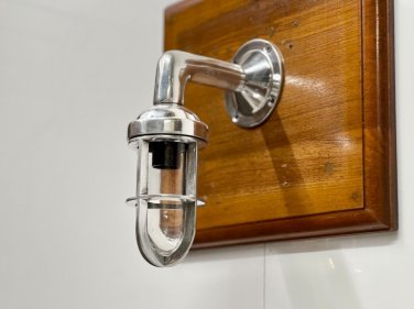 Interior Decor Replica Aluminum Metal Antique Style Wall Mount Bulkhead Light