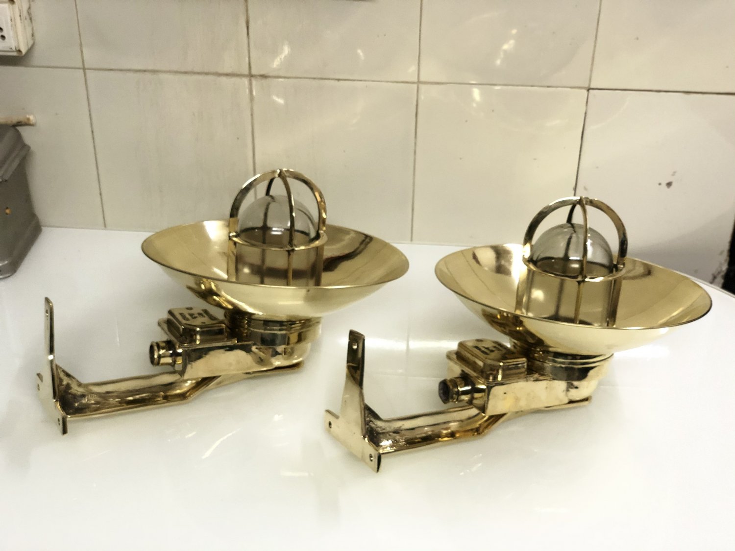 Nautical Original Antique Wall Mounted Bulkhead Swan Light with Deflector Cover 2 Pieces