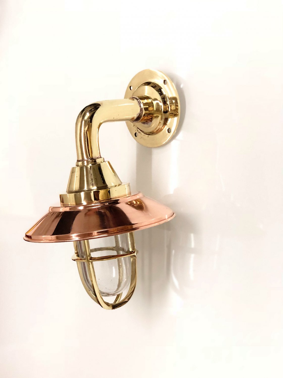 Nautical Marine Ship New Modern Solid Mount Swan Brass Bulkhead Light 1 Piece