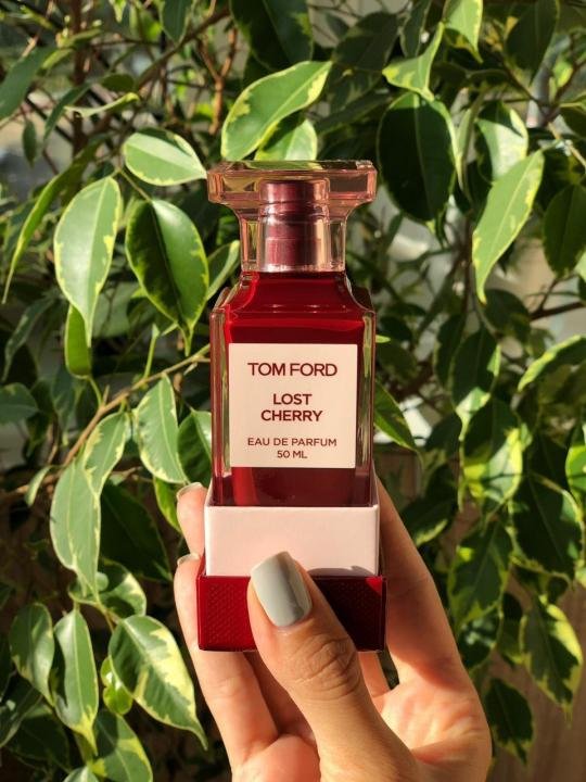 Tom Ford Lost Cherry Eau De Parfum 1.7oz/50ml New With Box. Authentic