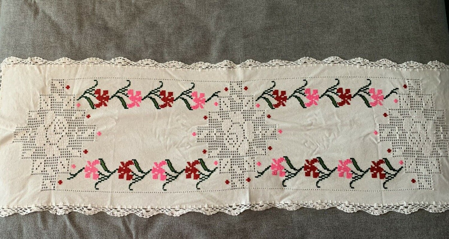 Vintage Handmade Embroidered Mexican Table Runner 52 x 16
