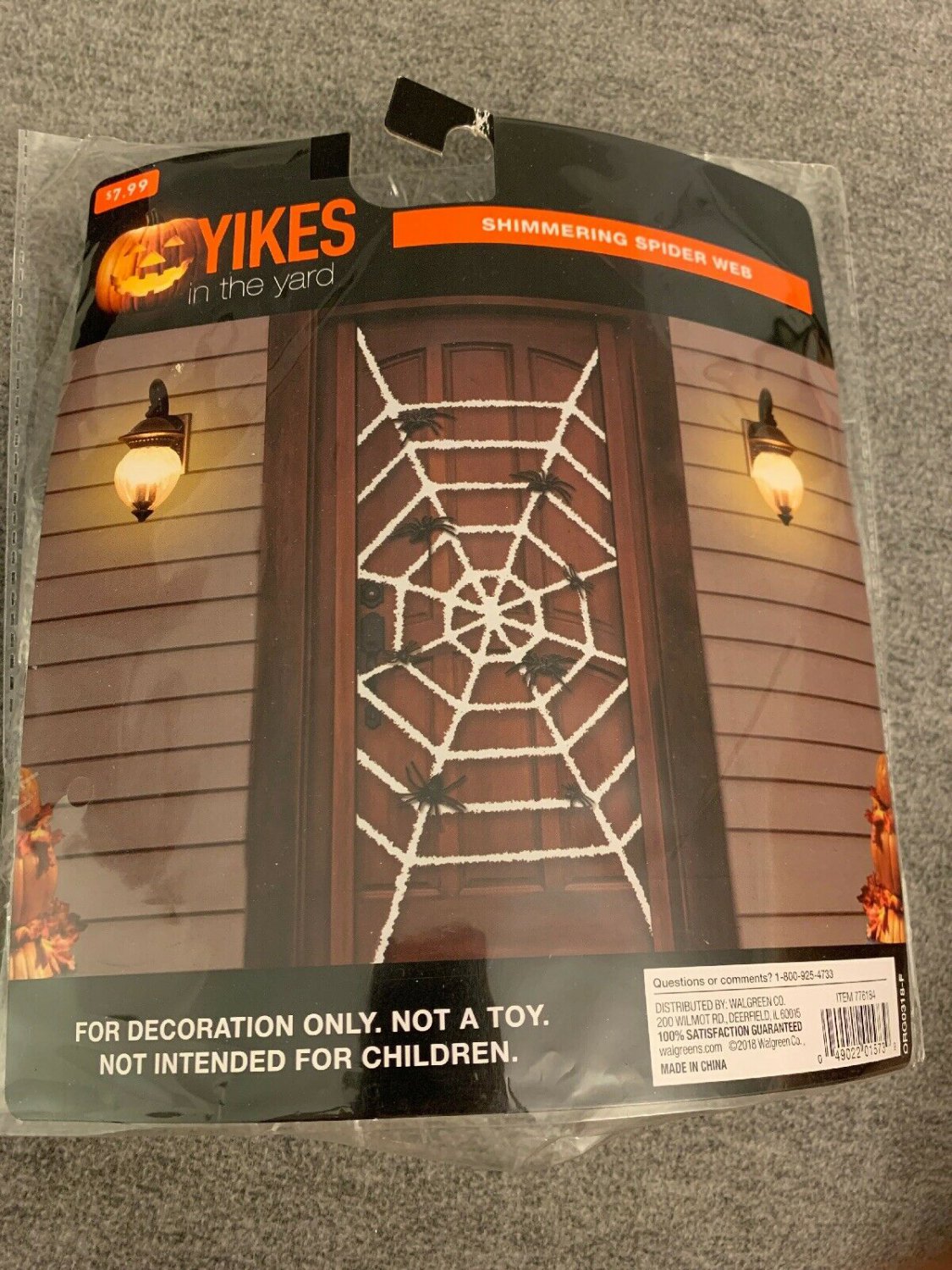 Yikes In The Yard Shimmering Spider Web White. Stretches Up To 6&acirc;��