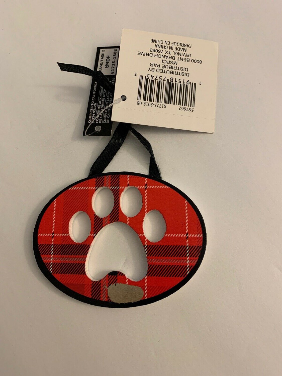 paw print ornament