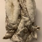 NWT Sherpa Lined Cozies Champagne Slippers with Bows Women's S/M (6-7.5)