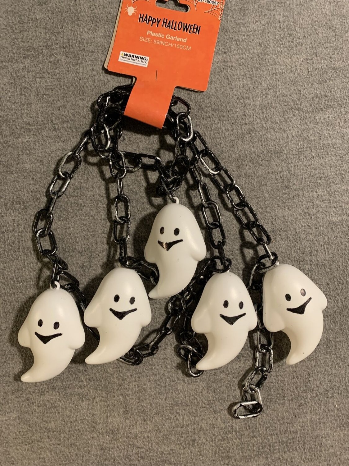ghost and chains plastic garland. NWT