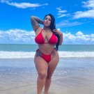 4 x 6 NUDE CURVY BRUNETTE MODEL 0238237 THICKNESS