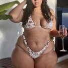 4 x 6 NUDE CURVY BRUNETTE MODEL 0238265 THICKNESS