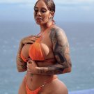 4 x 6 NUDE CURVY BUSTY MODEL 0239279 THICKNESS 4 x 6 NUDE CURVY BUSTY MODEL 0239279 THICKNESS