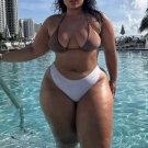 5 x 7 NUDE CURVY BUSTY MODELS 0239471 THICKNESS