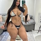 8 x 10. NUDE CURVY BUSTY MODEL 2393797 THICKNESS