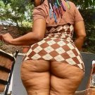 5 x 7 NUDE CURVY BUSTY MODEL 2394485 THICKNESS