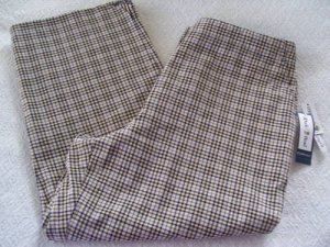 Womens Pants New Duck Head Black White Green Check Capris 10