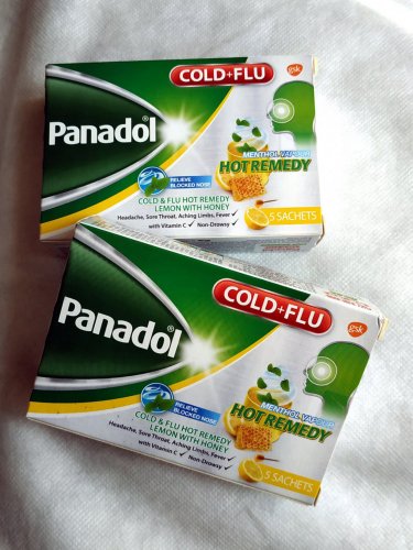 2 Boxes Panadol Cold & Flu Hot Remedy - Lemon & Honey Relief for Symptoms