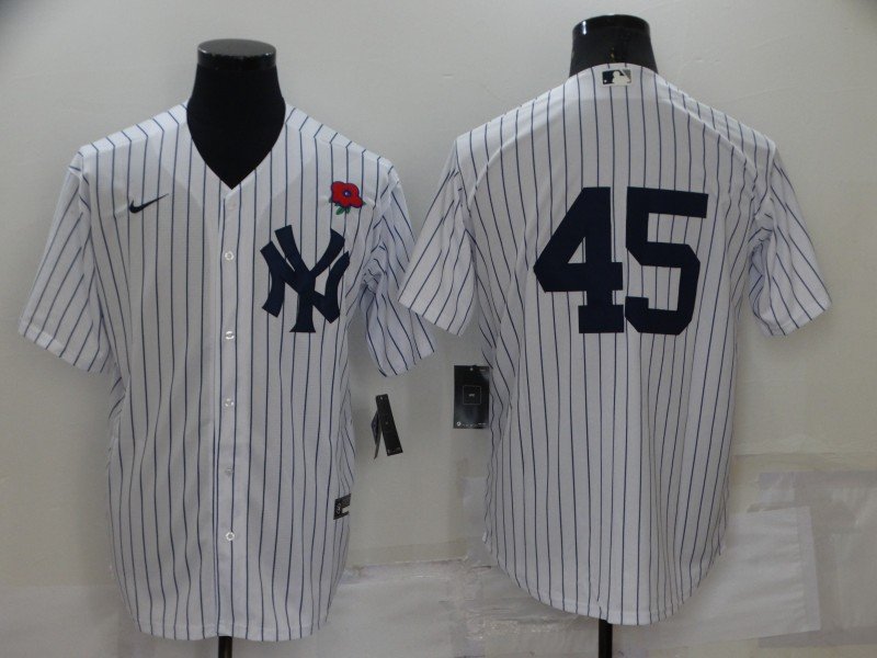 NEW YORK YANKEES Men's Gerrit Cole #45 Name & Number Tee - Bob's